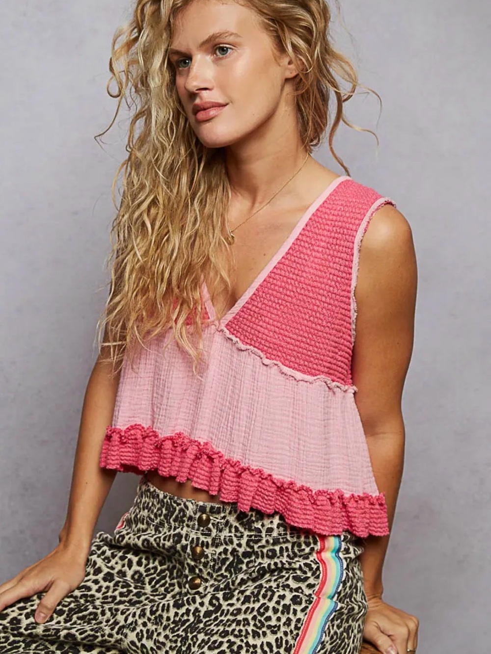 POL Pink Two-Tone Ruffle Crop Tank - Picture 2 of 3